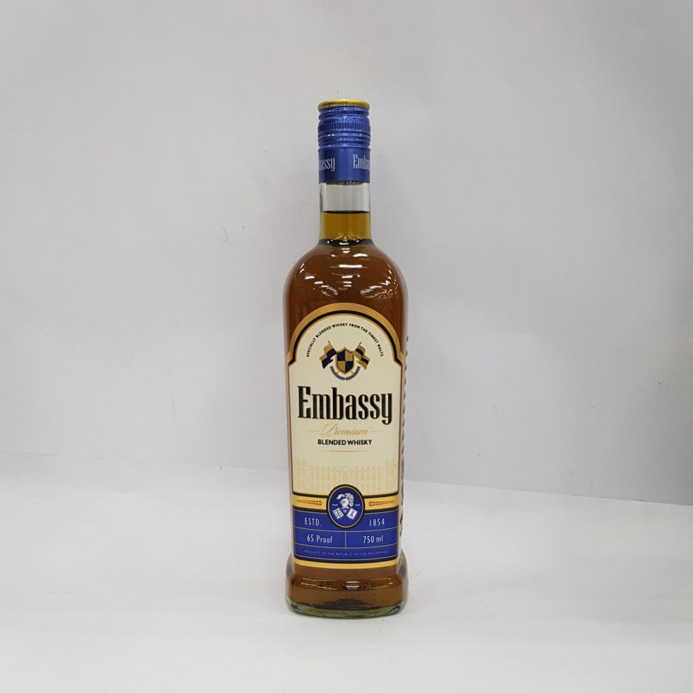 johnnie walker blended scotch whisky black label 1l